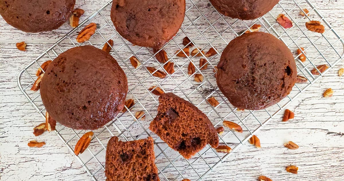 Chocolate Milk Pecan and Chocolate Chip Cupcakes Recipe | Samsung Food App