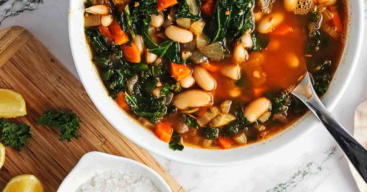 White Bean Kale Soup (Tuscan-Style) Recipe | Samsung Food App
