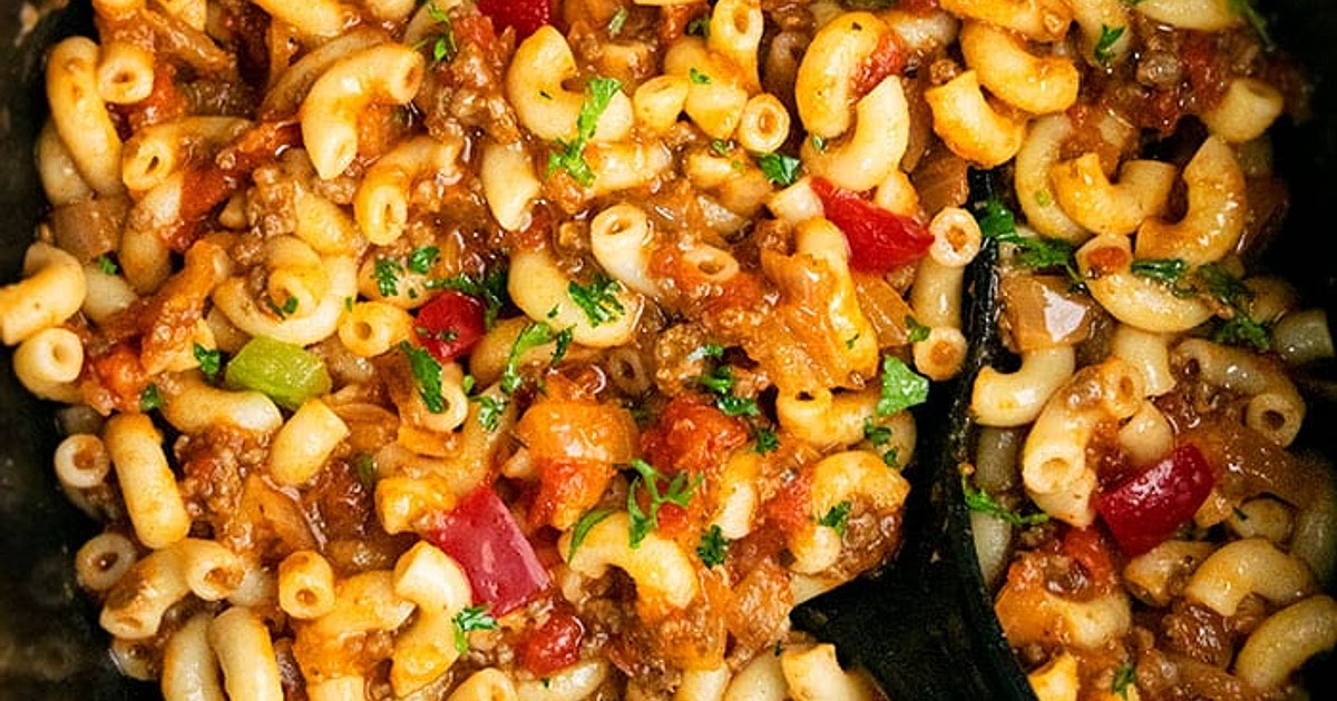Easy Crockpot Goulash Recipe | Samsung Food App