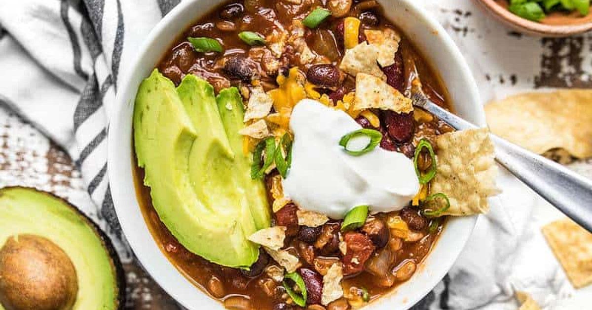 Slow Cooker Vegetarian Lentil Chili Recipe | Samsung Food App
