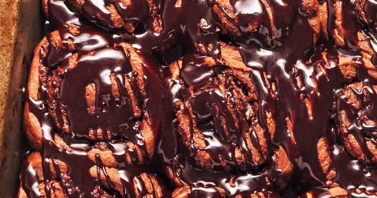 Vegan Chocolate Cinnamon Rolls Recipe | Samsung Food App