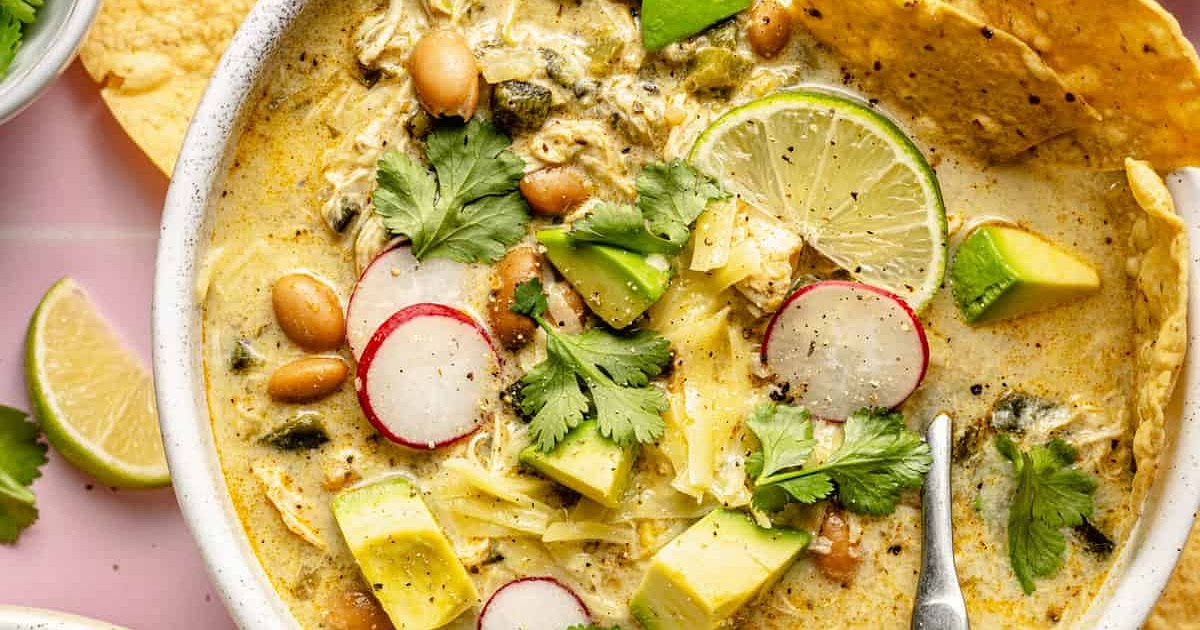 Slow Cooker Green Enchilada Chicken Soup Recipe | Samsung Food App