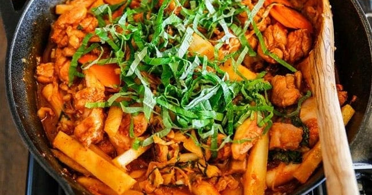 Dak Galbi (Korean Spicy Chicken Stir Fry) Recipe | Samsung Food App