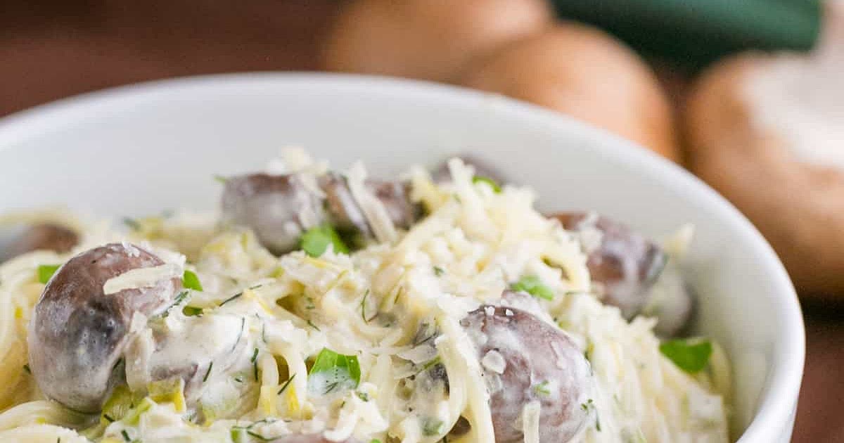 Creamy Mushroom and Leek Pasta Recipe | Samsung Food App