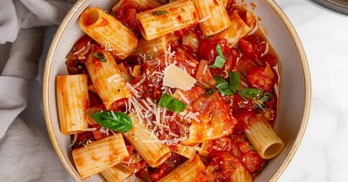Rigatoni Arrabbiata Recipe | Samsung Food App
