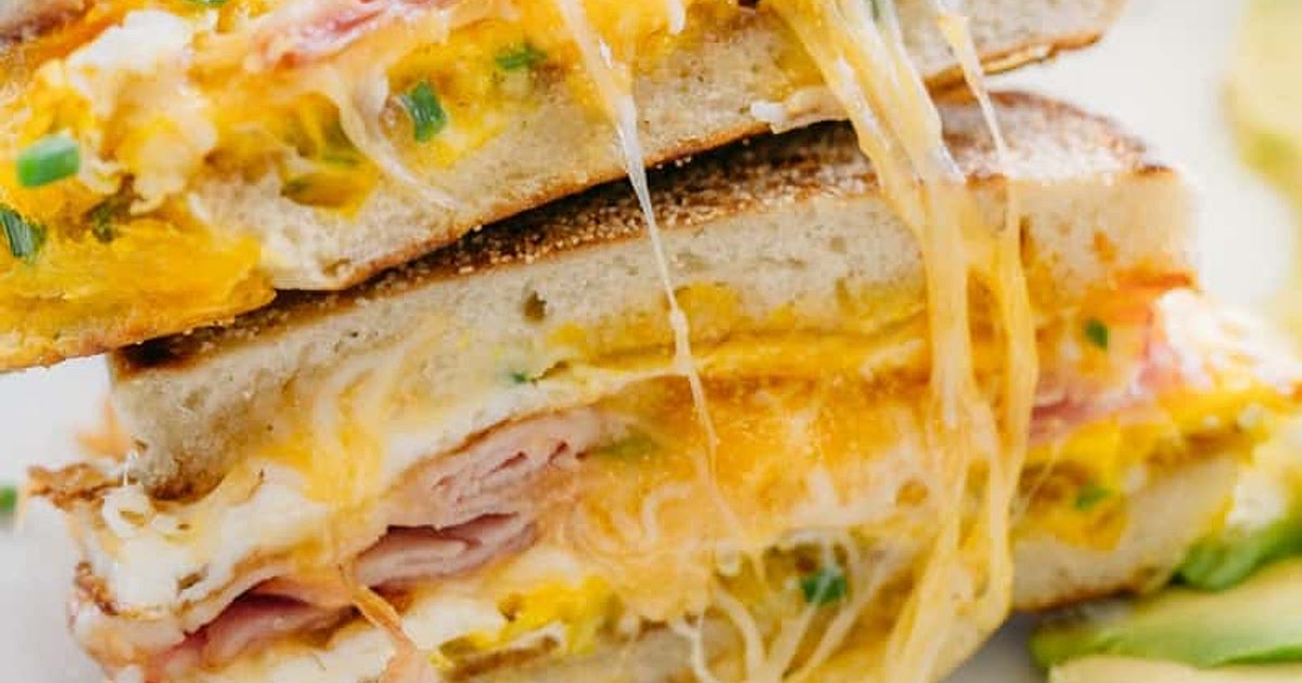 Breakfast Sandwich - A One Pan Breakfast (Video Recipe) | Samsung Food App