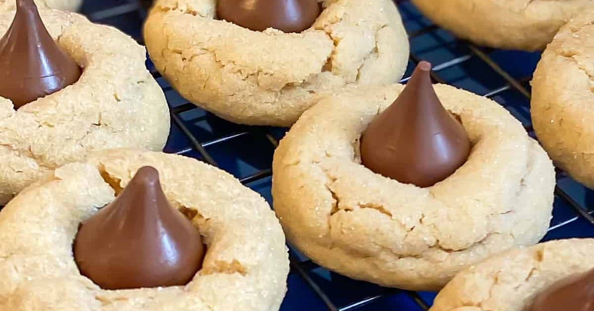 Peanut Butter Blossom Cookies Recipe | Samsung Food App