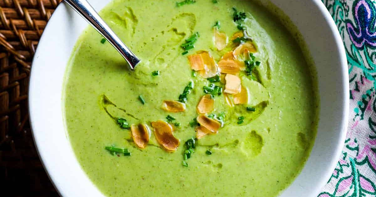 Creamy Broccoli and Almond Soup (Vegan) Recipe | Samsung Food App
