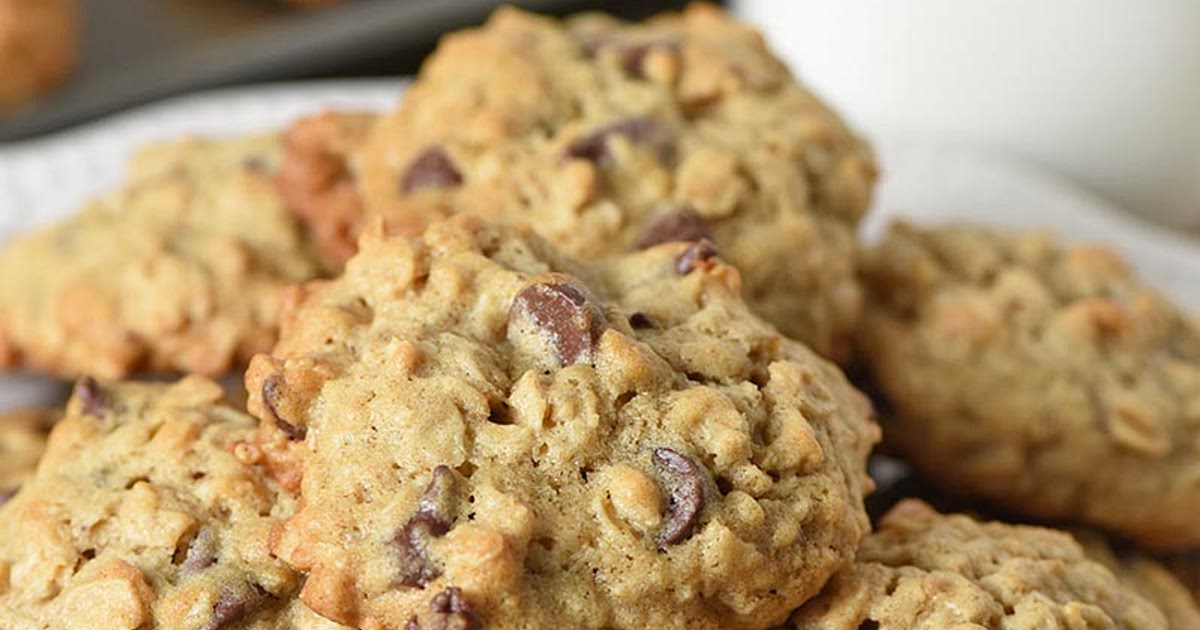 Easy Oatmeal Chocolate Chip Cookie Recipe | Samsung Food App