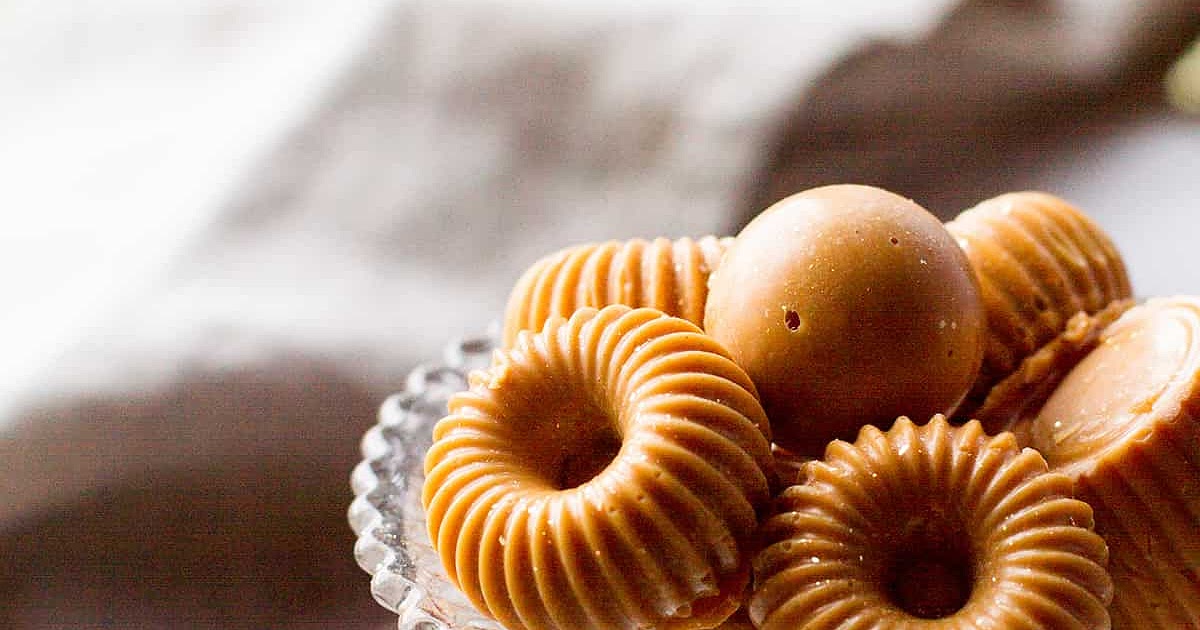 Coffee White Chocolate Belgian Pralines Recipe | Samsung Food App