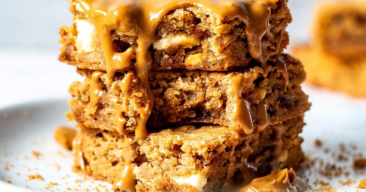Biscoff Blondies - Lotus Biscoff Blondies Recipe | Samsung Food App