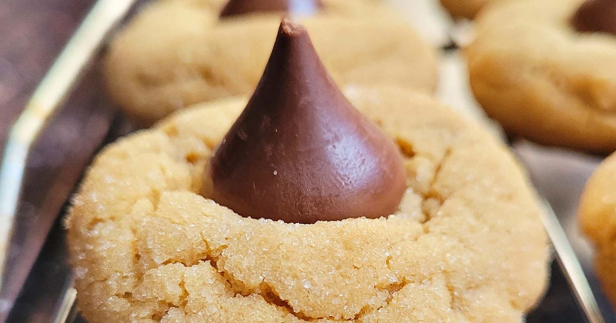 Peanut Butter Chocolate Kiss Cookies Recipe | Samsung Food App
