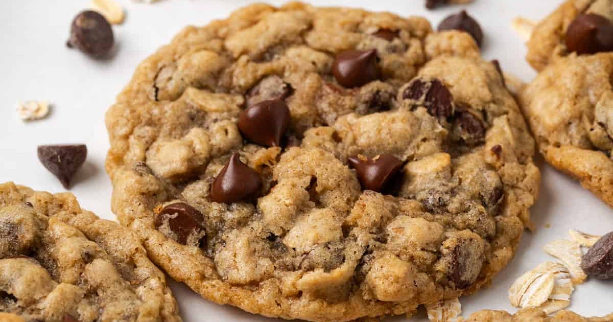 Gluten Free Oatmeal Chocolate Chip Cookies Recipe | Samsung Food App