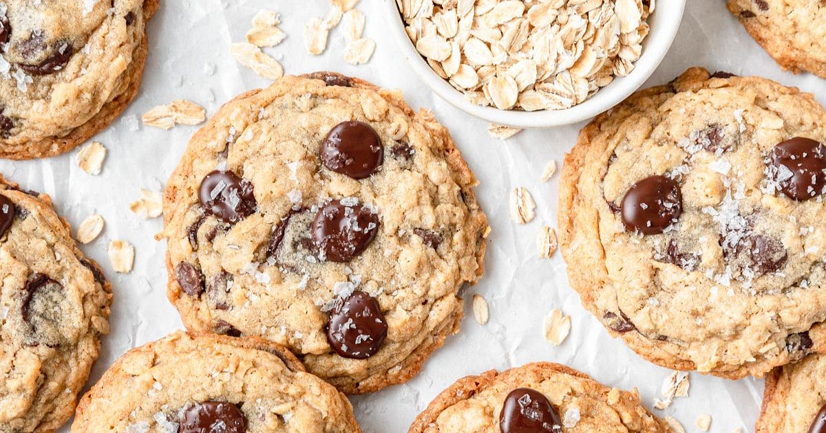 Brown Butter Oatmeal Chocolate Chip Cookies Recipe | Samsung Food App