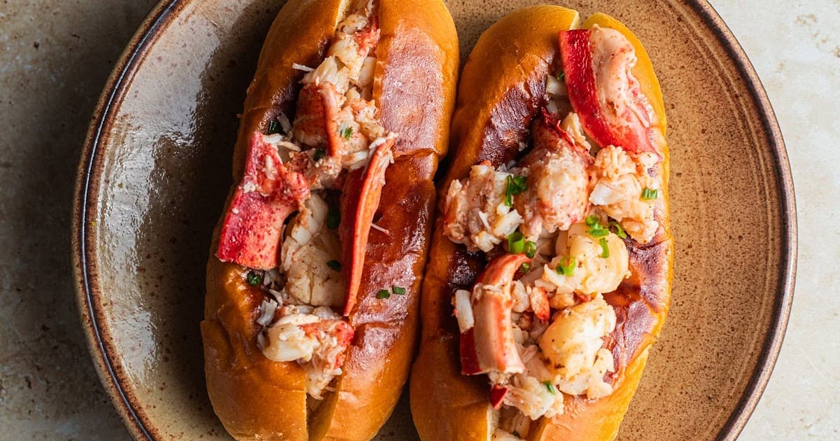 Connecticut Lobster Roll with Warm Brown Butter Recipe | Samsung Food App