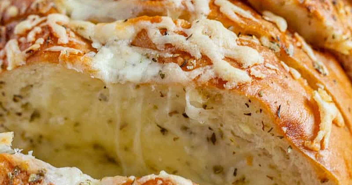 Easy Cheesy Stuffed Garlic Bread Recipe | Samsung Food App