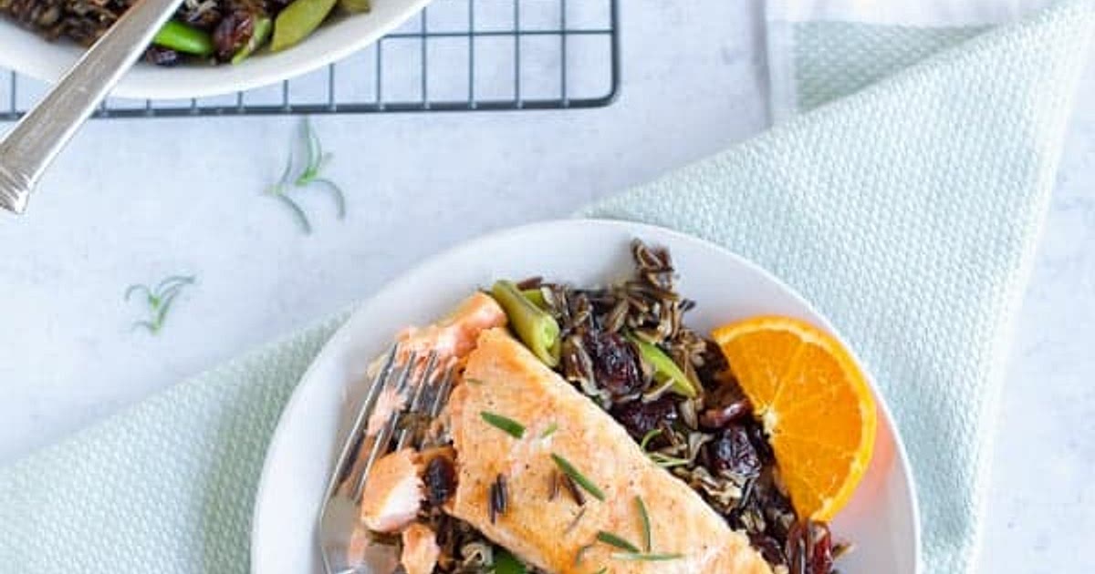 Baked Salmon with Black Rice Recipe | Samsung Food App