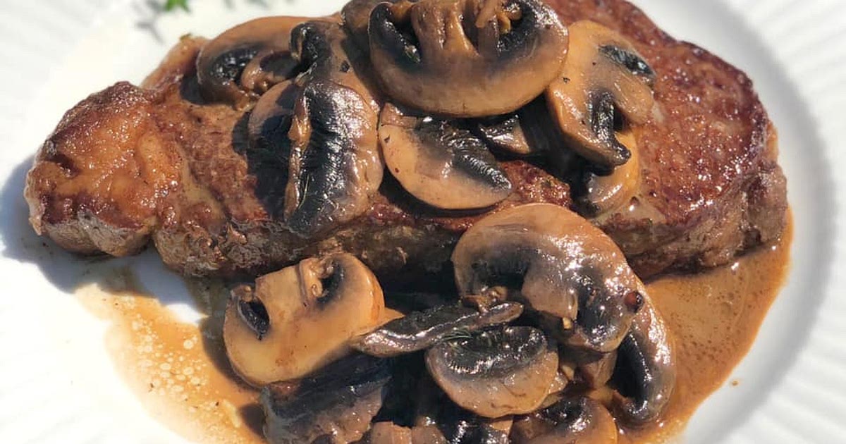 BUTTER-BASTED WAGYU SIRLOIN STEAK WITH MUSHROOMS AND RED WINE SAUCE Recipe | Samsung Food App