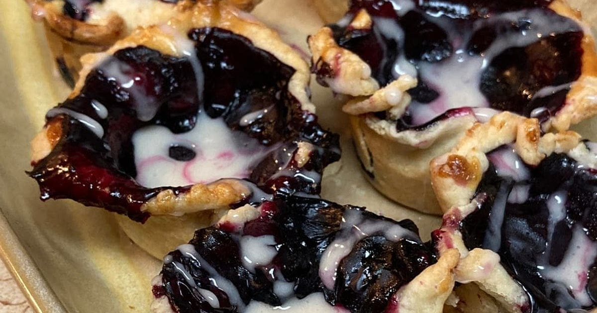 Mini Blueberry Tarts Recipe | Samsung Food App