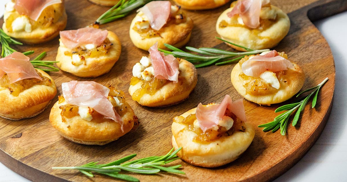 Caramelized Onion and Prosciutto Pizzettes Recipe | Samsung Food App