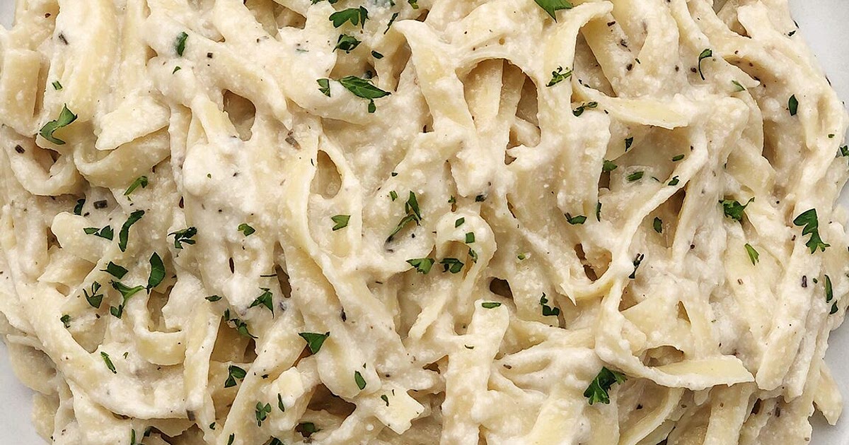 Dairy-Free Fettuccine Alfredo Recipe | Samsung Food App