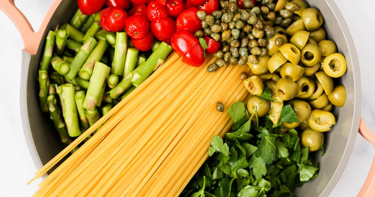 One-Pot Spicy Veggie Pasta Recipe | Samsung Food App