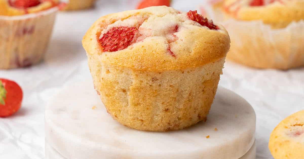 Strawberry Muffins Recipe | Samsung Food App