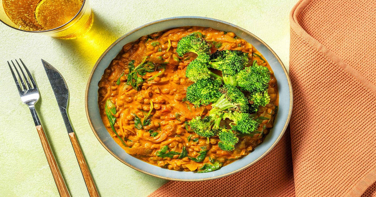 North Indian Style Broccoli &amp; Lentil Dal with Caramelised Onion and Spinach Recipe | Samsung Food App