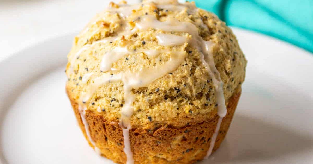 Whole Wheat Lemon Poppy Seed Muffins Recipe | Samsung Food App