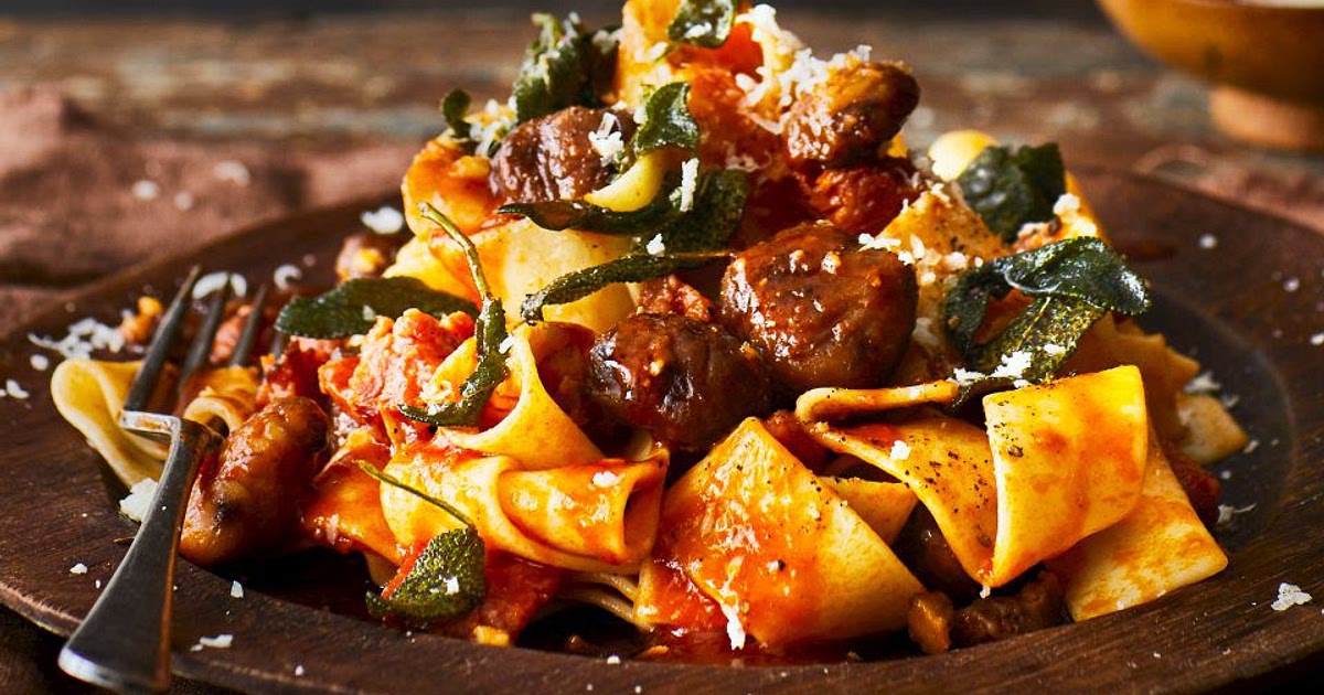 Pasta with sausage, chestnuts and sage Recipe | Samsung Food App