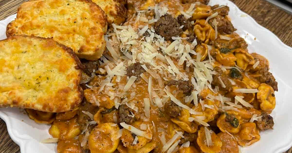 Creamy Sausage and Tortellini Skillet Recipe | Samsung Food App