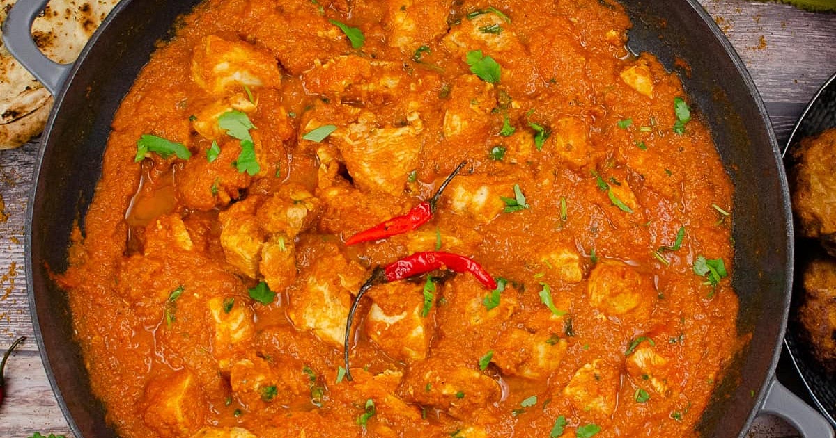 Chicken Pathia Curry - Indian Takeaway Style Recipe | Samsung Food App