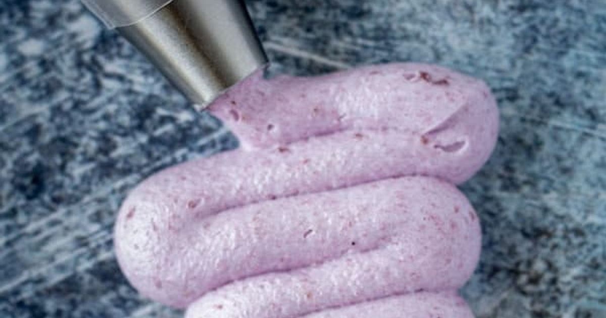 Blackberry Buttercream Recipe | Samsung Food App