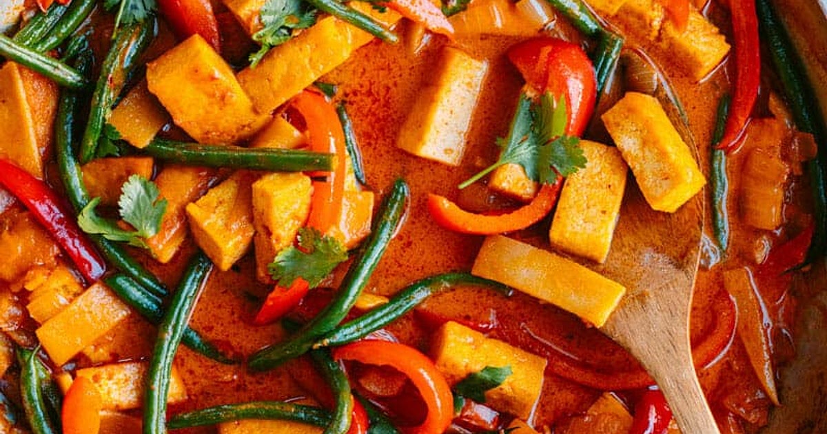 Coconut Tofu Curry Recipe | Samsung Food App