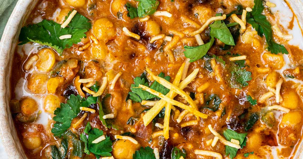 Chickpea and Spinach Curry Recipe | Samsung Food App