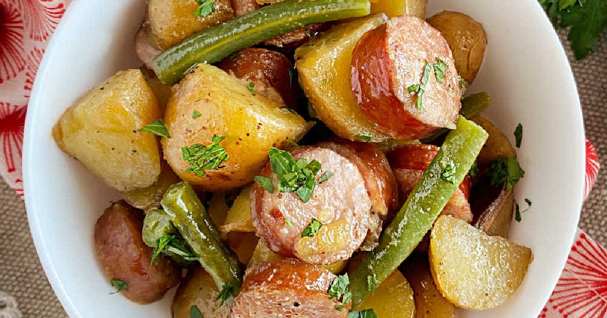 Slow Cooker Sausage and Potatoes Recipe | Samsung Food App