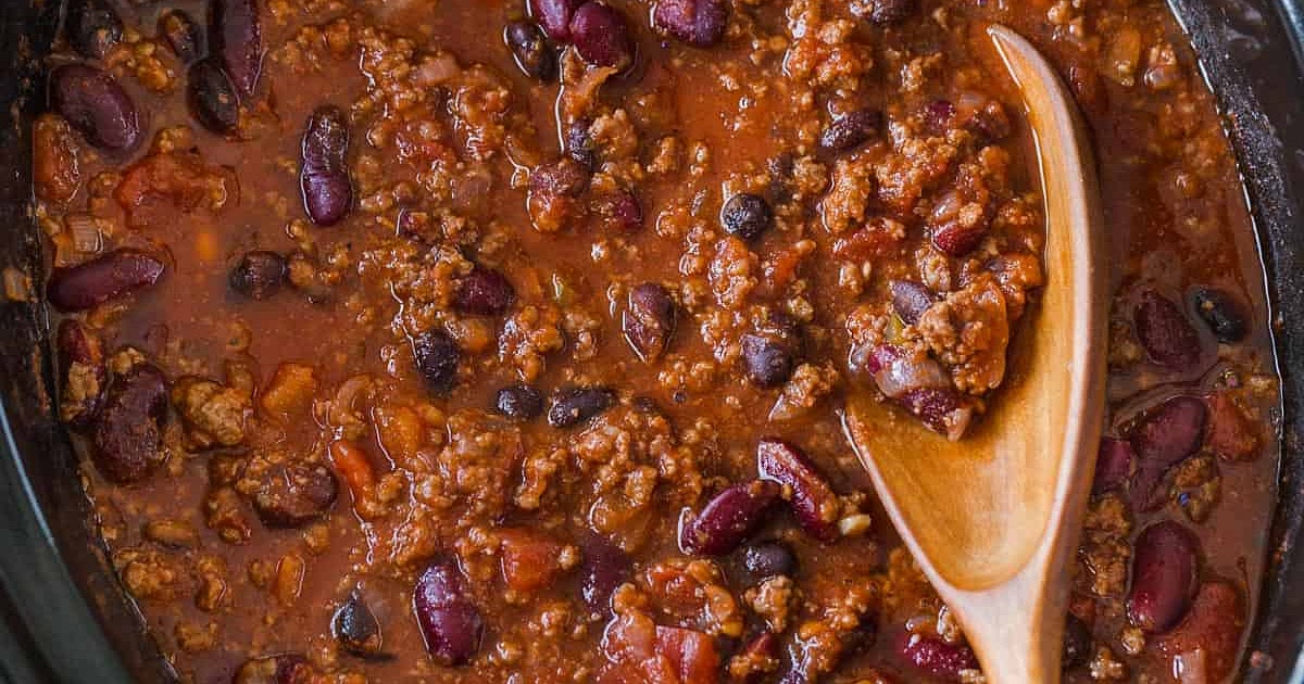 Classic Slow Cooker Chili Recipe | Samsung Food App