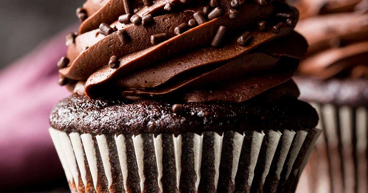 Super Moist Chocolate Cupcakes Recipe | Samsung Food App