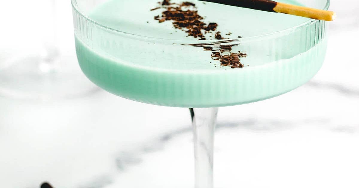 Classic Grasshopper Drink Recipe | Samsung Food App