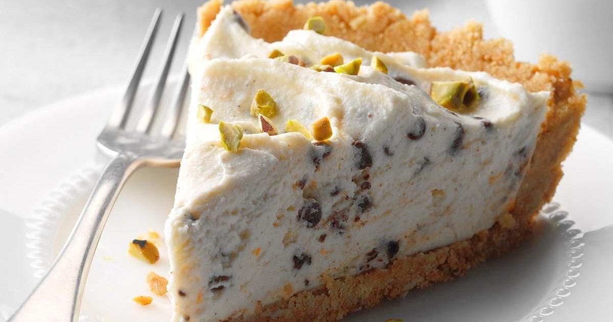 No-Bake Chocolate Chip Cannoli Cheesecake Recipe | Samsung Food App