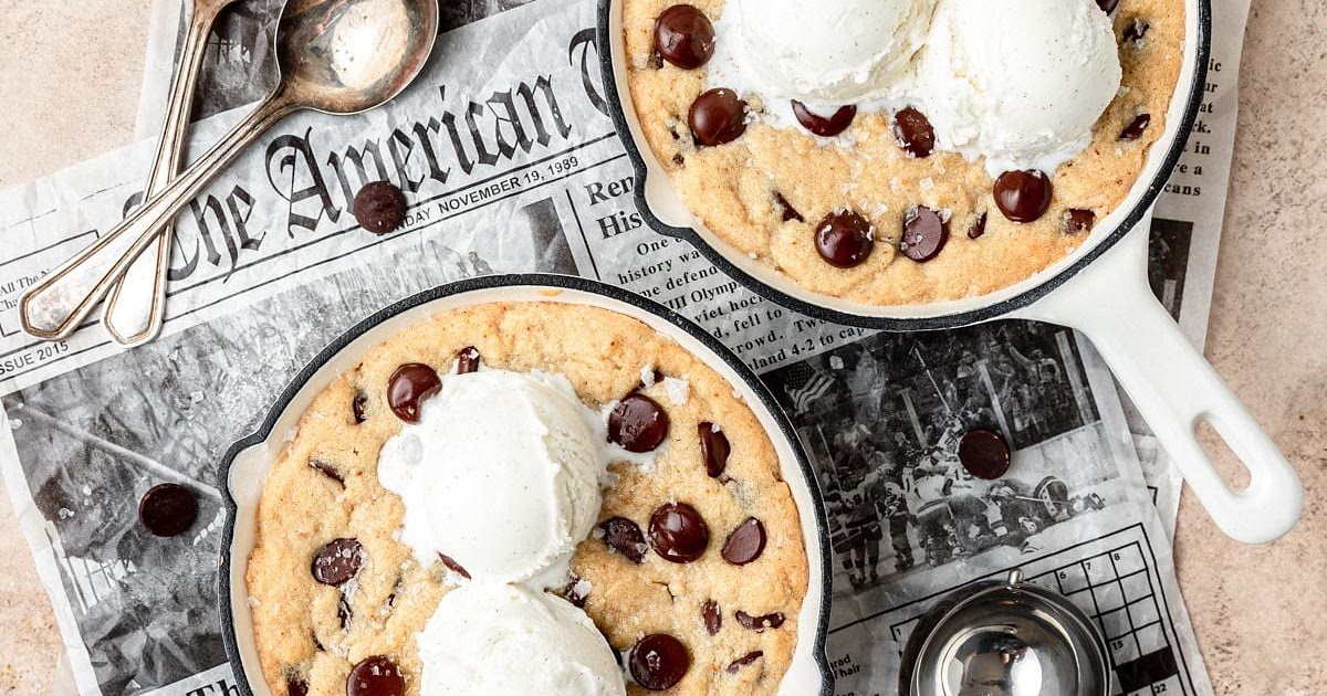 Mini Chocolate Chip Skillet Cookies Recipe | Samsung Food App