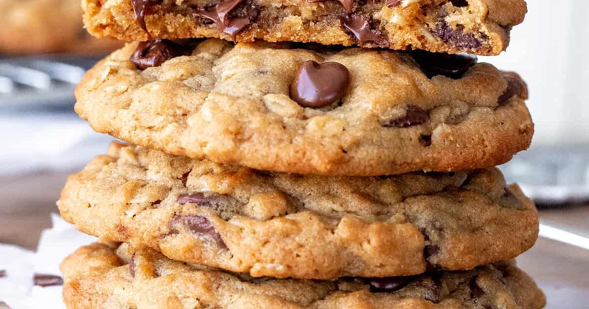 Peanut Butter Oatmeal Chocolate Chip Cookies Recipe | Samsung Food App