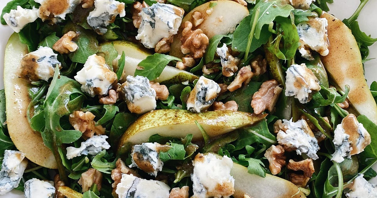 Pear, Gorgonzola and Walnut Salad — London Bruncher Recipe | Samsung Food App