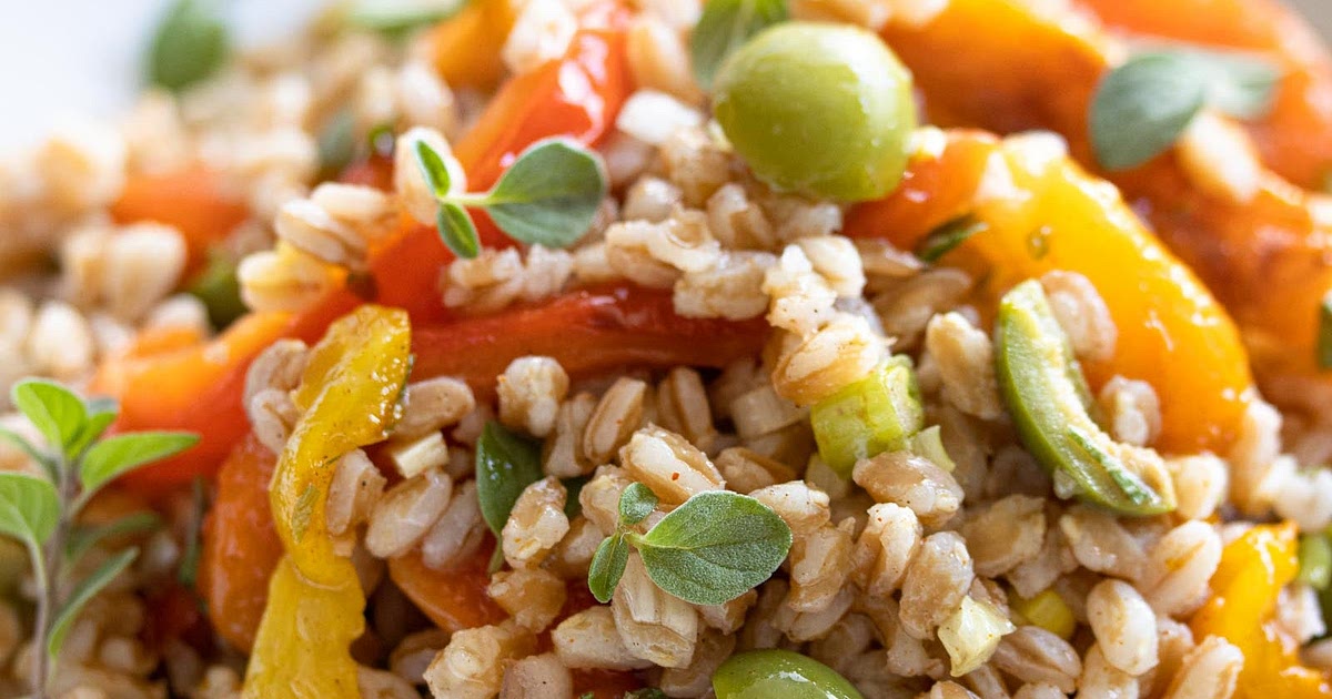 Roasted Bell Pepper with Italian Farro Salad Recipe | Samsung Food App