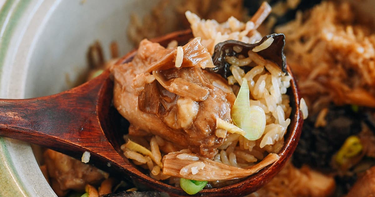 Chicken and Mushroom Clay Pot Rice Recipe | Samsung Food App