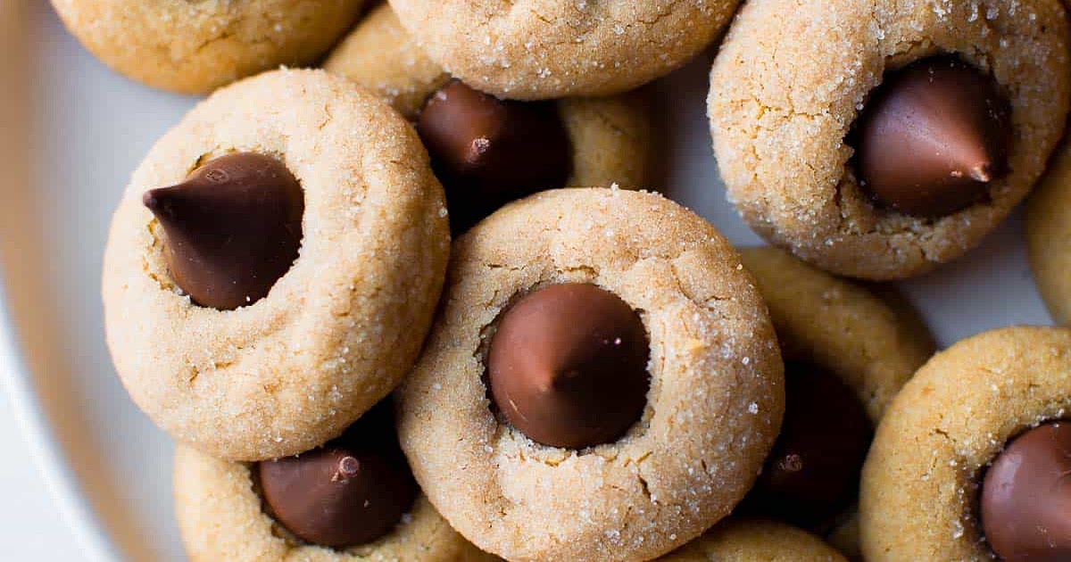 Classic Peanut Butter Blossoms Recipe | Samsung Food App
