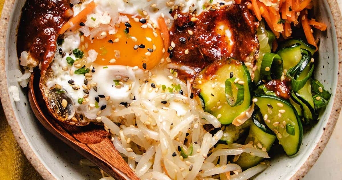 Vegetarian Bibimbap Recipe with bibimbap sauce | Samsung Food App