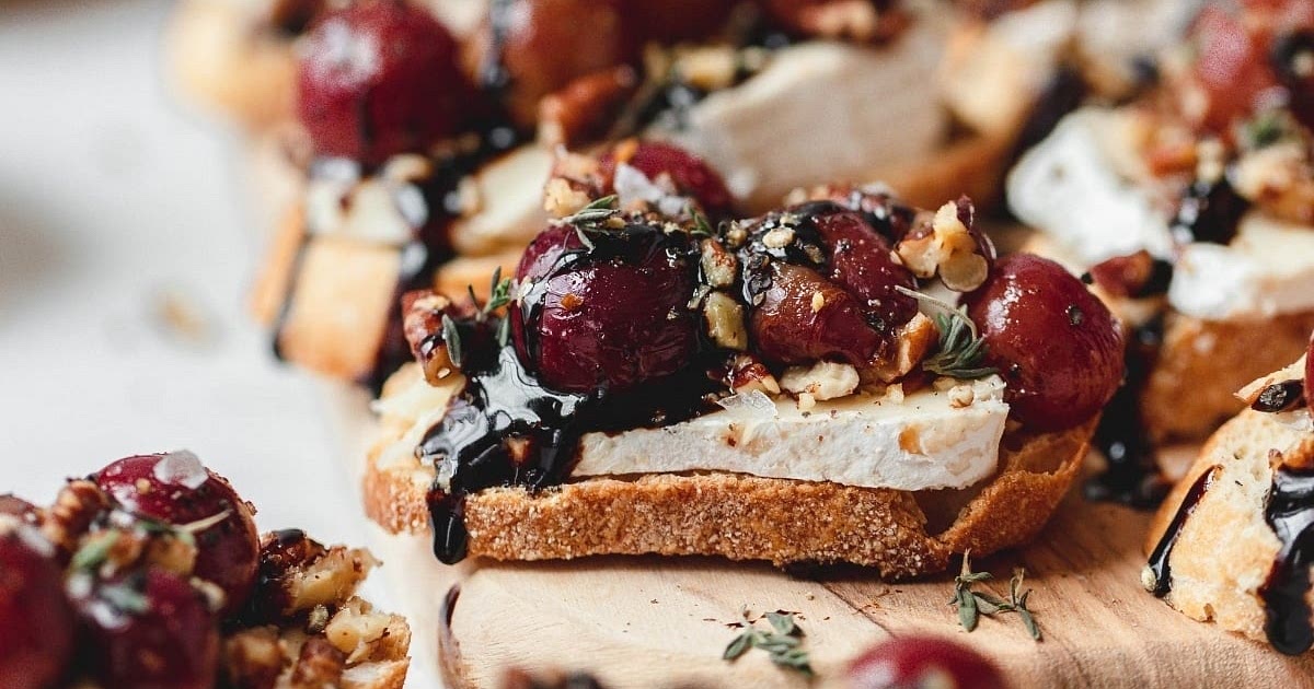 Balsamic Roasted Grape and Brie Crostini Recipe | Samsung Food App