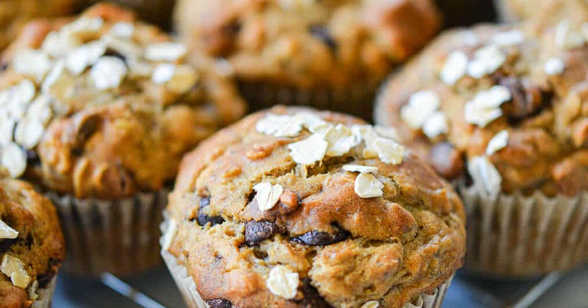 Healthy Banana Oatmeal Muffins with Chocolate Chips Recipe | Samsung Food App
