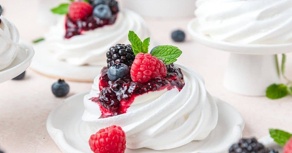 Mini Pavlovas Recipe | Samsung Food App